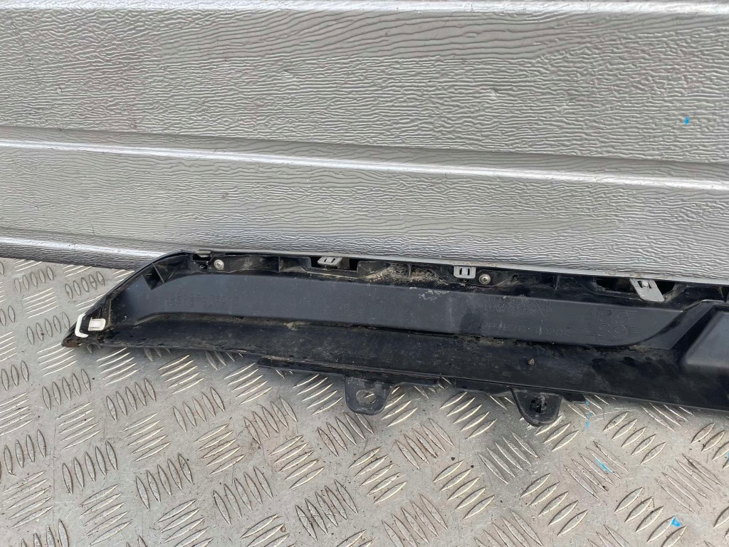 Lexus ct200h спойлер накладка бампера задня 52199-76010 Недорого