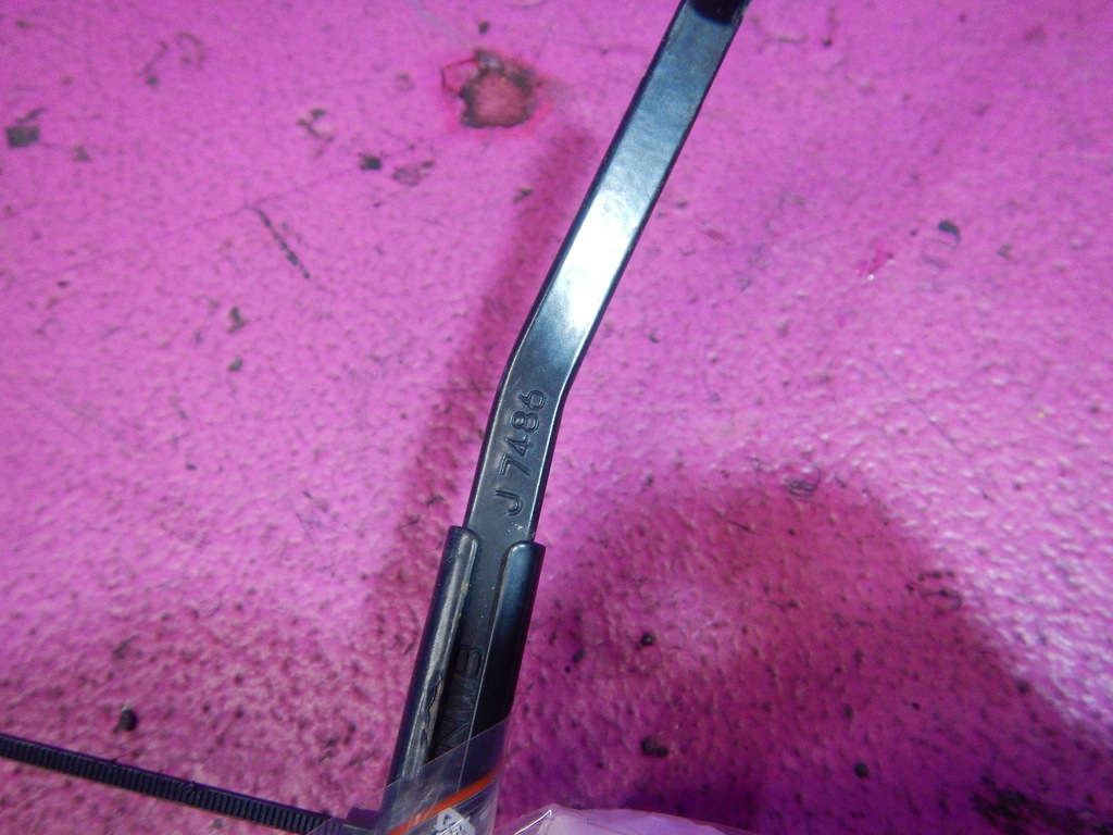 фото №4, Mitsubishi lancer viii 07- важіль двірники праве