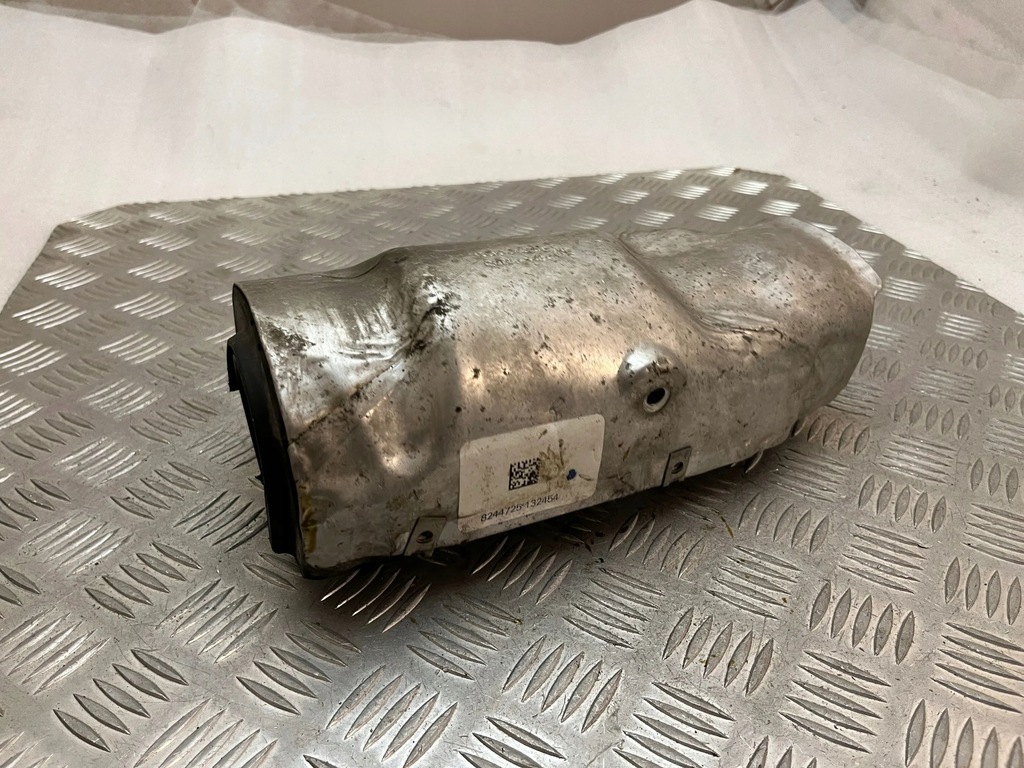 фото №8, Volvo xc90 2017 резонатор / повітрозабірник повітря 31474846