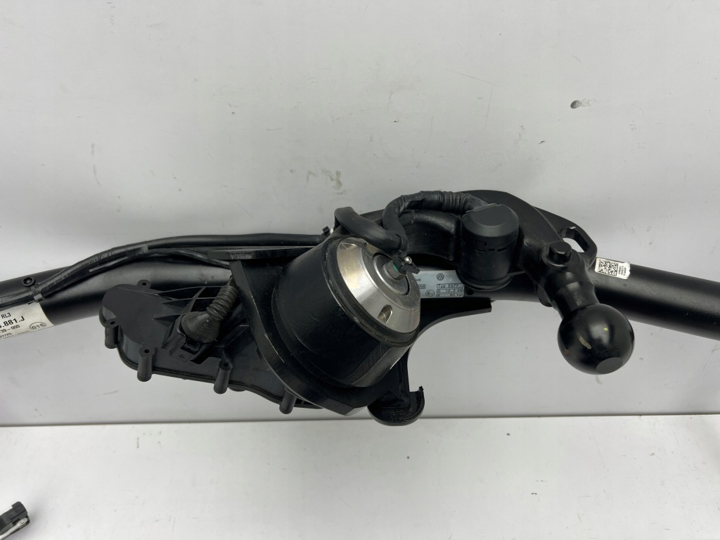 фото №5, Vw golf viii 8 5h hak буксировочный электрически складной оригинал 2020-