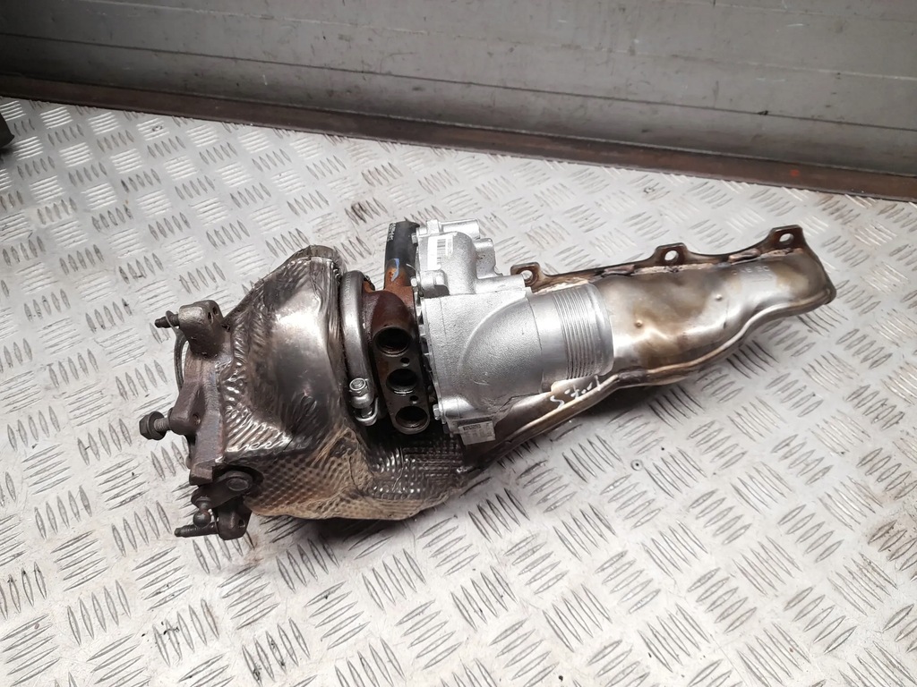 фото №5, Audi s6 s7 a8 4.0 tfsi benzin 079145722 po права повний турбонагнітача