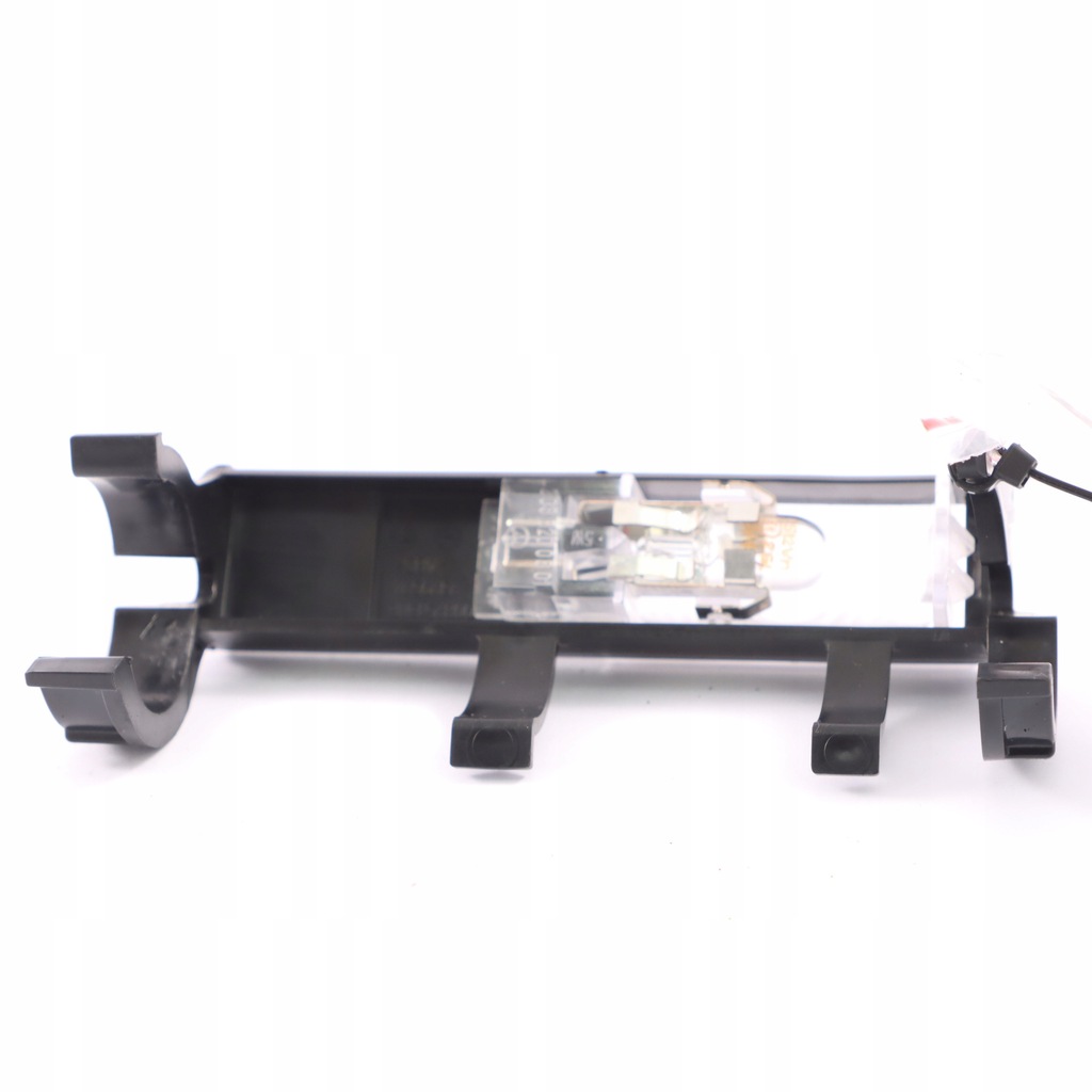 фото №11, Mercedes w246 c117 лампа пространство na ноги задняя правая левая a0008251308