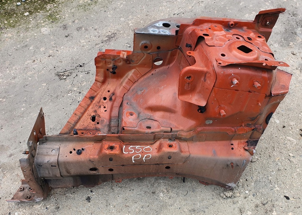 фото №1, Лонжерон подкрылок правый перед discovery l550