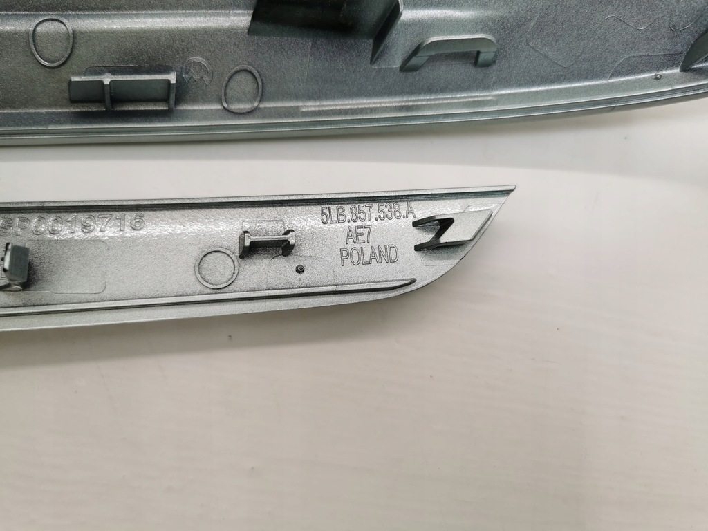 фото №6, Корпус накладка зеркало правая skoda enyaq