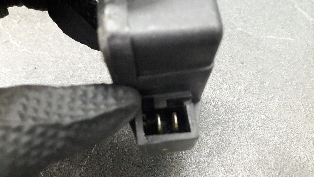 фото №6, Привод крышка заливной топлива peugeot 206