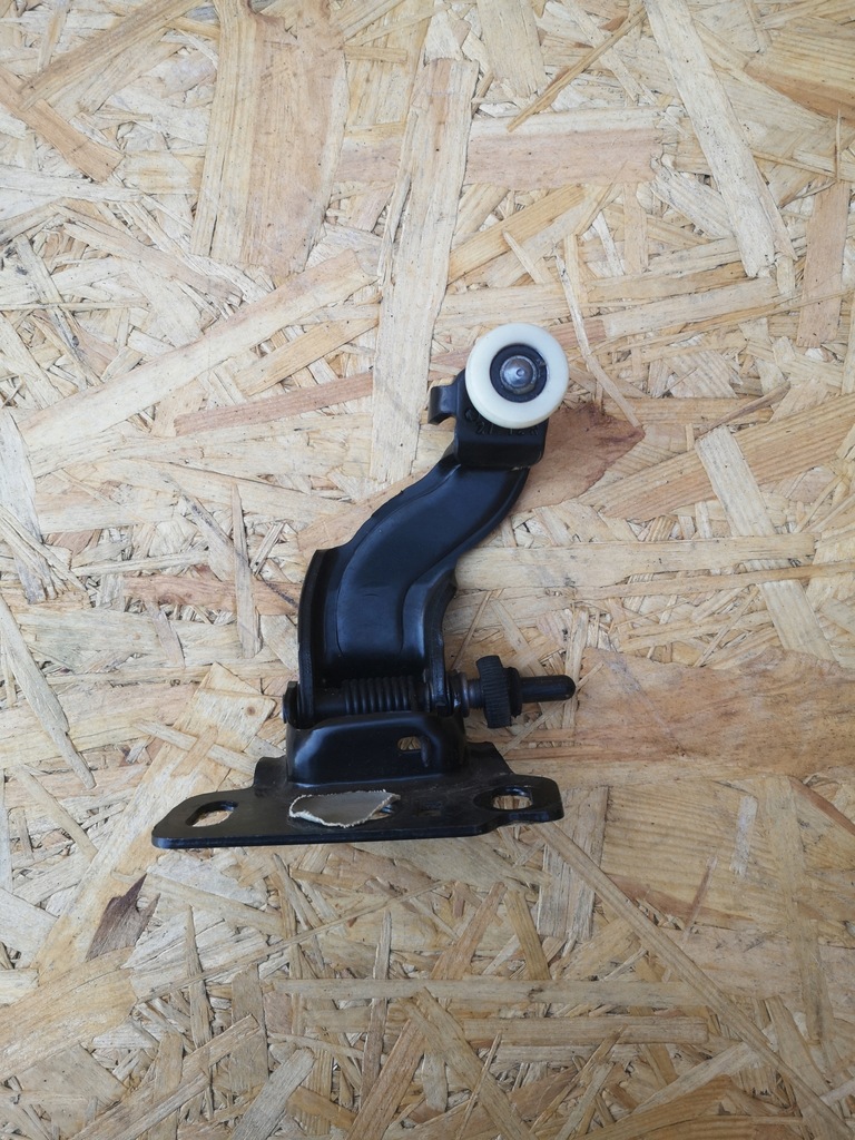 фото №2, Ford b-max ролик дверь правая верхний