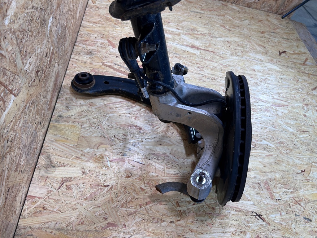 фото №7, Подвеска амортизатор рычаг поворотный кулак правый перед volvo xc40 ii 32246642