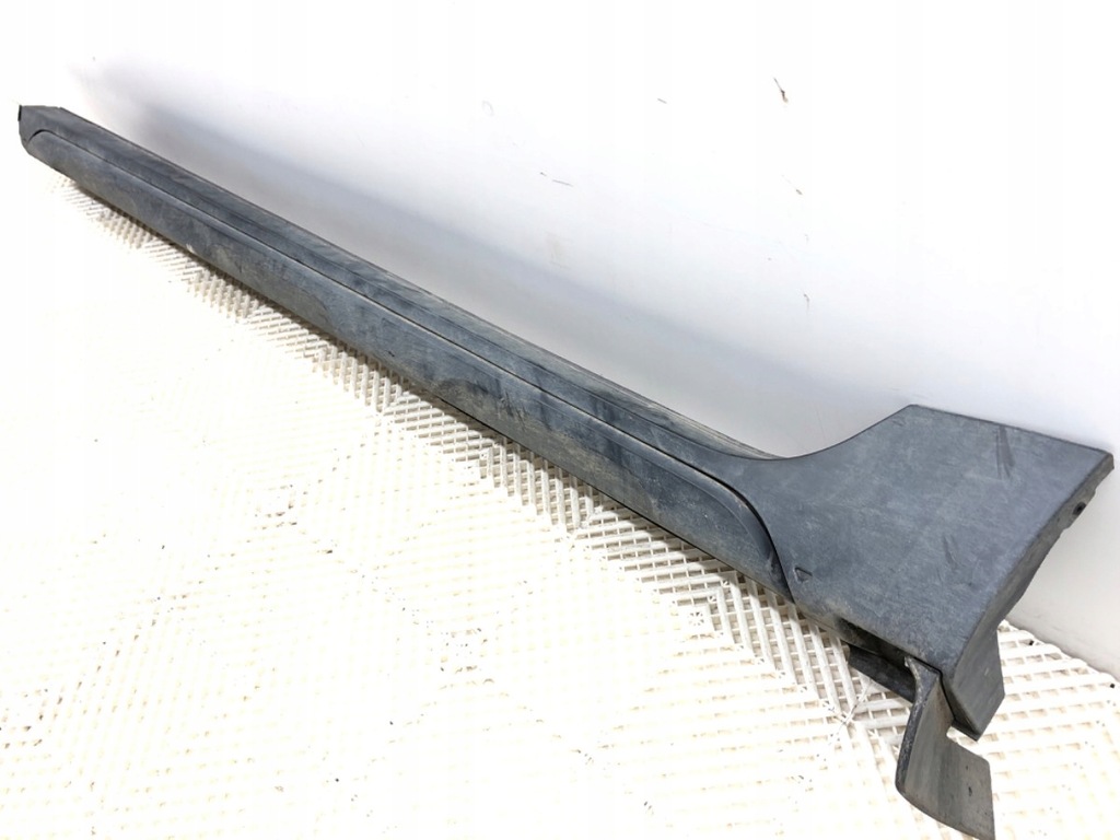 фото №2, Молдинг поріг лівий dacia duster suv rouge flamme / flame red захист