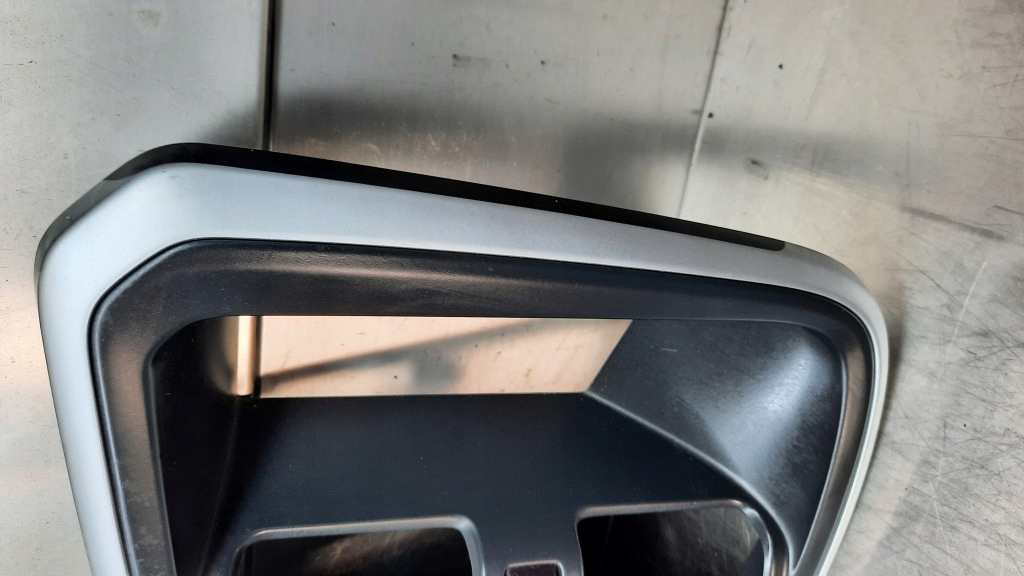 фото №9, Панель середній панель кондиціонера volvo xc60 08-13r