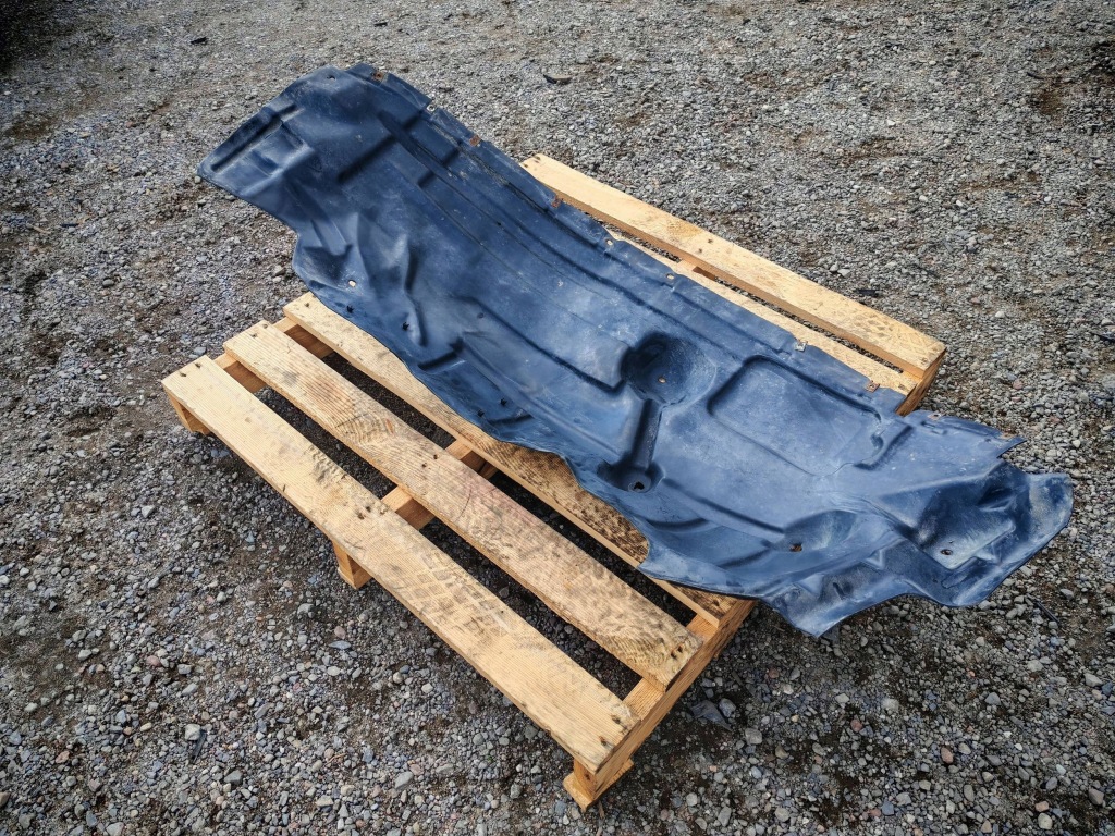 Подкрылок перед передние правое оригинал dodge ram 2019- с Разборки