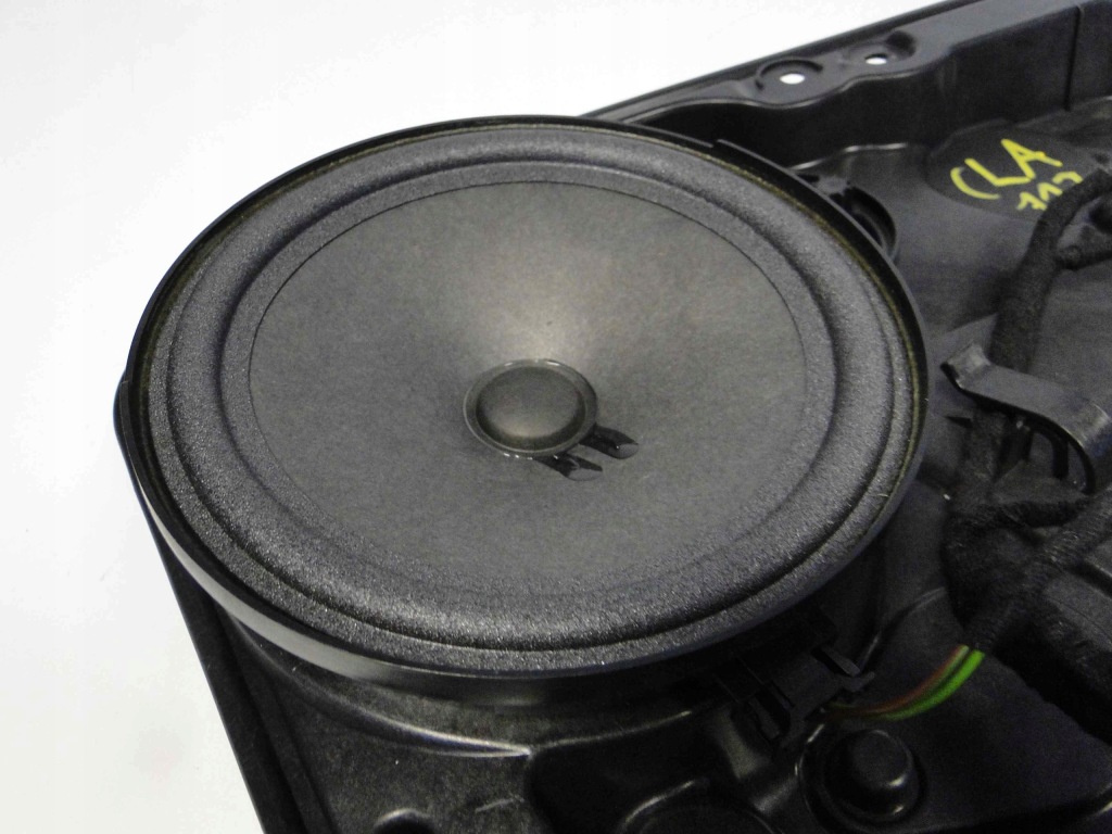 фото №7, Mercedes cla 117 вкладиш двері ліва передні замок