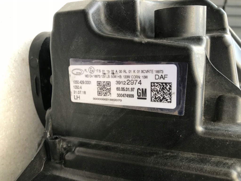 Opel insignia b ліва фара перед full led 2017- Зі Шроту