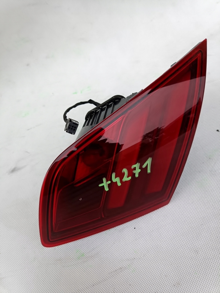 фото №1, Лампа кришки задня права peugeot 308 ii hb 5d 13-