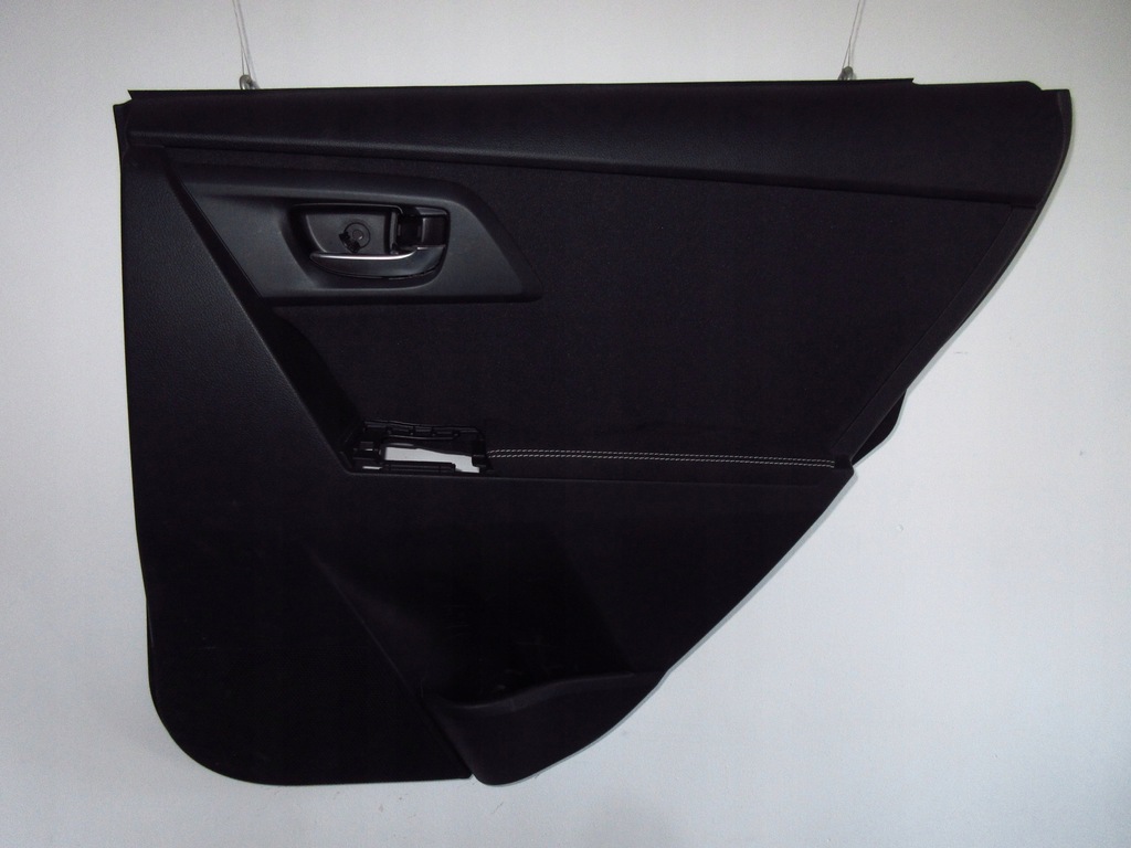 фото №1, Auris ii обшивка дверь задний правый задняя