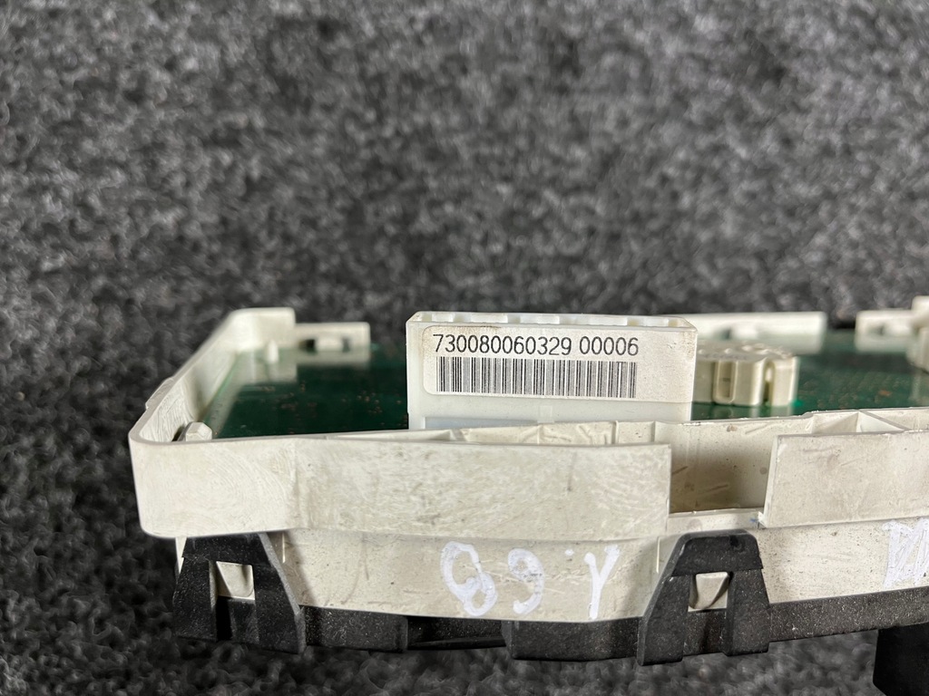 фото №6, Nissan note e11 1.6 b счетчик приборы 9u21b