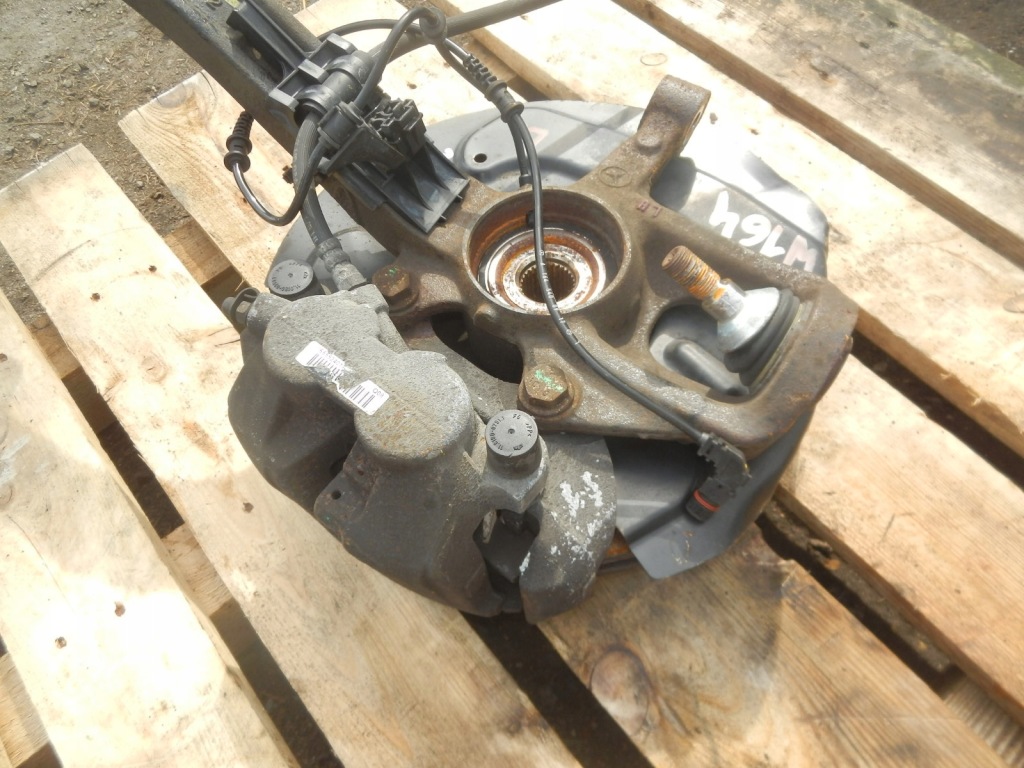 Поворотний кулак ліва перед mercedes ml w164 164 3.0cdi Оригінал