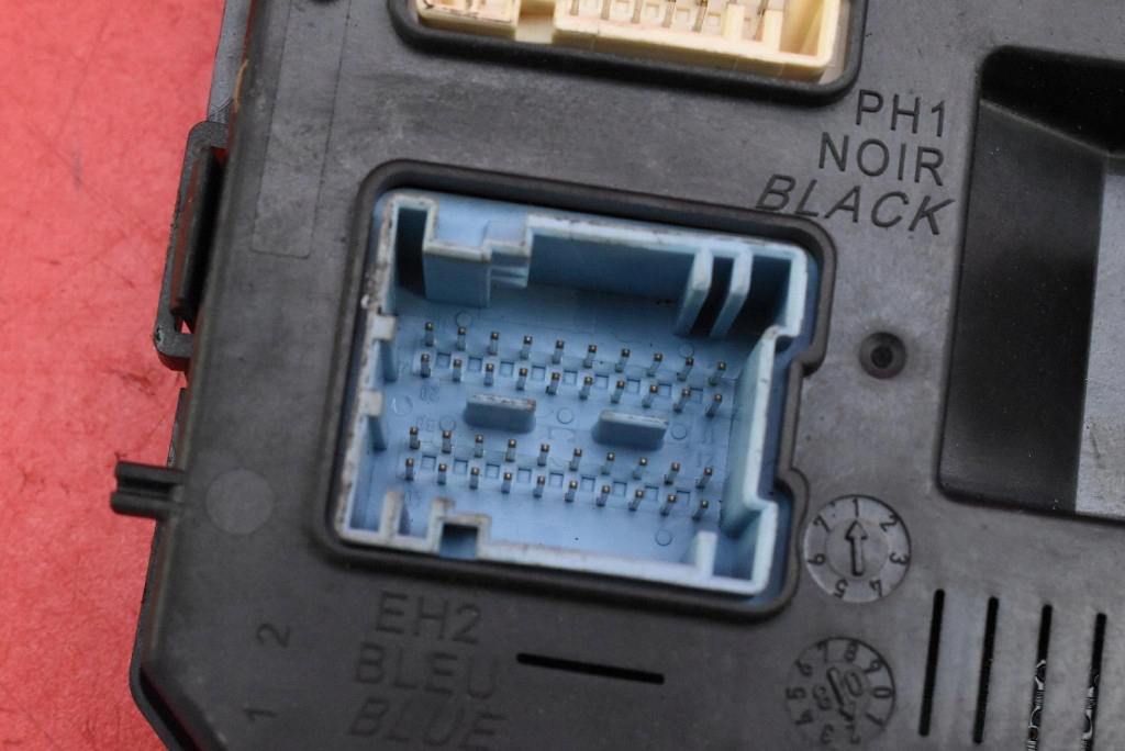 фото №11, Коробка предохранителей bsi 966405908001 citroen c5 ii x7 iii 1.6 hdi 109 km