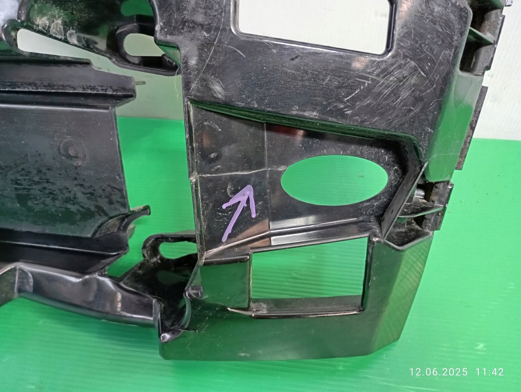 фото №10, Напрямна кронштейн бампера лівий/правий задня 7371753 bmw 1 f20 f21 lci lift 16-