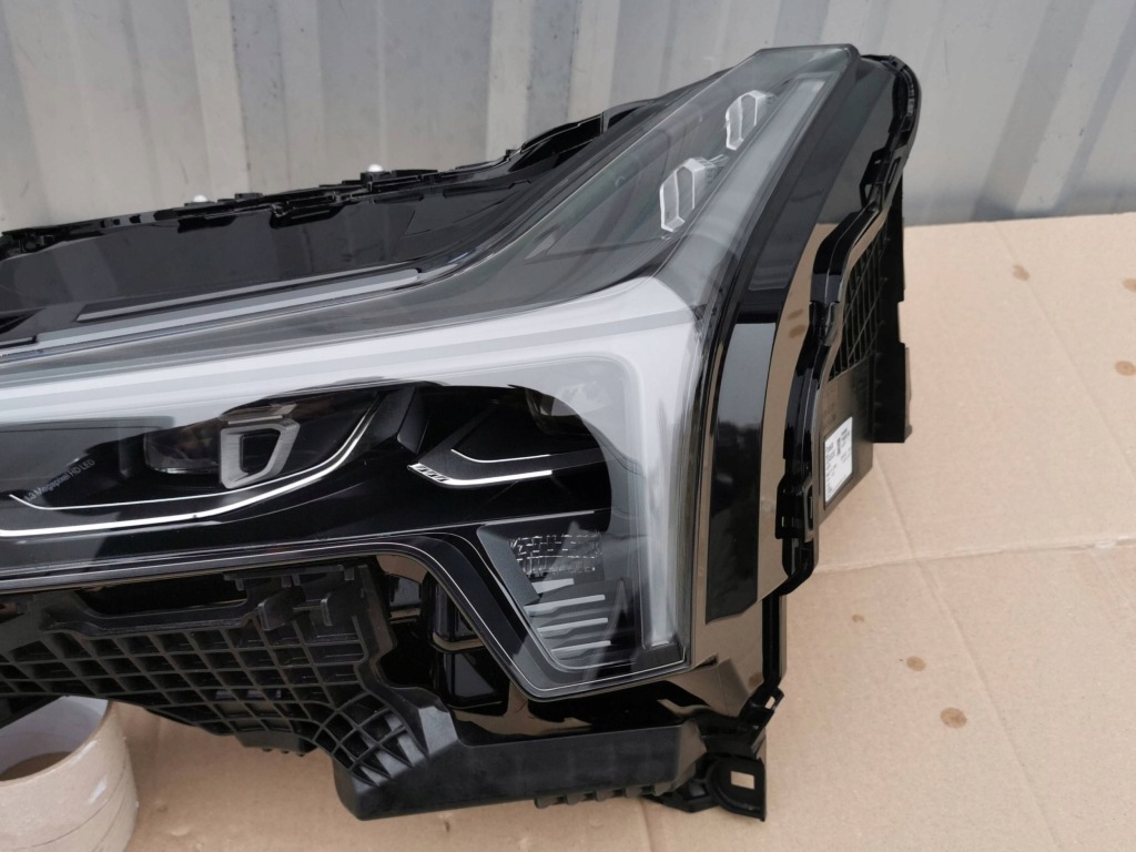 Polestar 3 iii 24- лампа передняя левая bardzo ładna 32450052 Киев