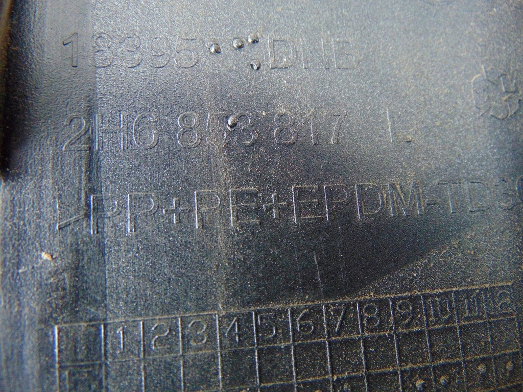 фото №10, Накладка крила ліва задня vw amarok 2h6853817l