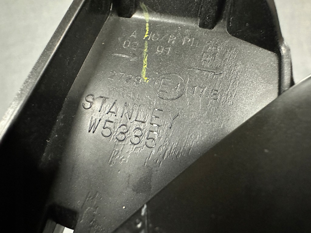 фото №15, Лампы mitsubishi space star ii lift левая europa w5335