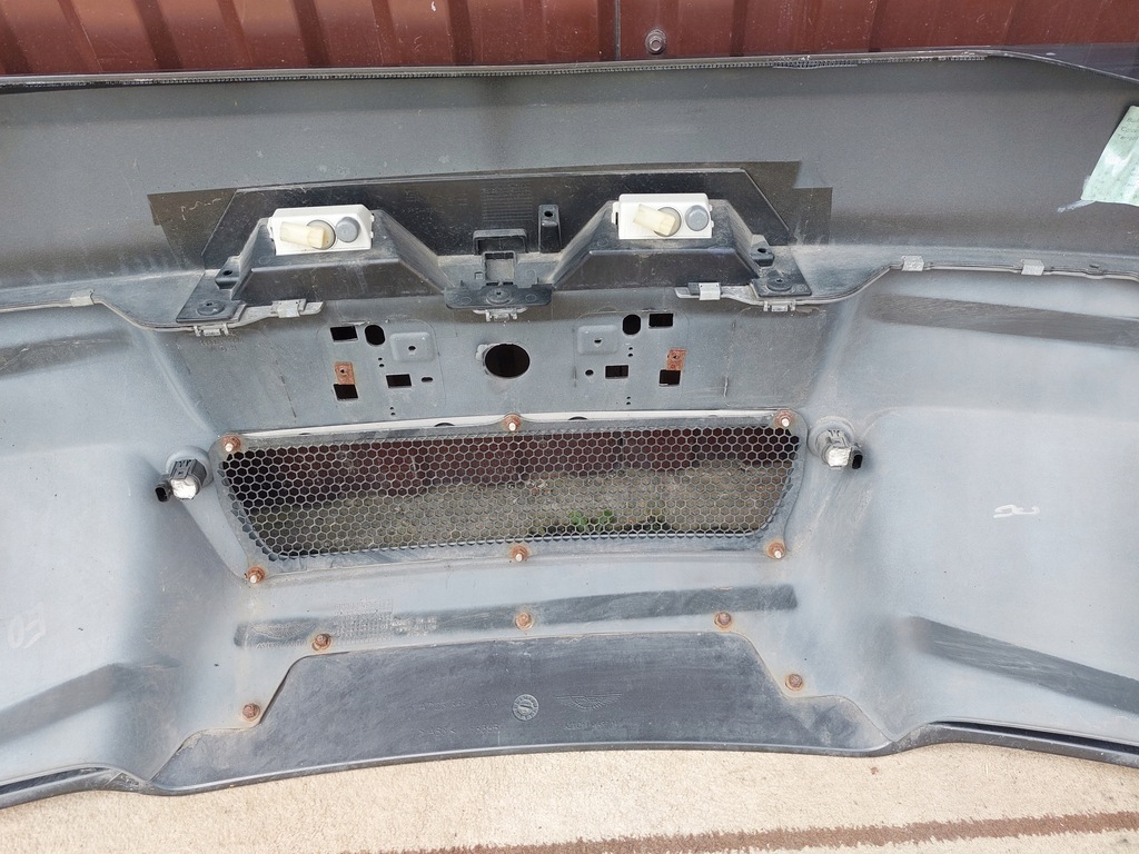 фото №11, Бампер задняя aston martin vantage 17r meteorite silver