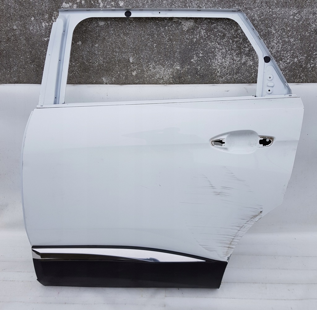 фото №1, Peugeot 5008 ii 16- дверь левая задняя задние