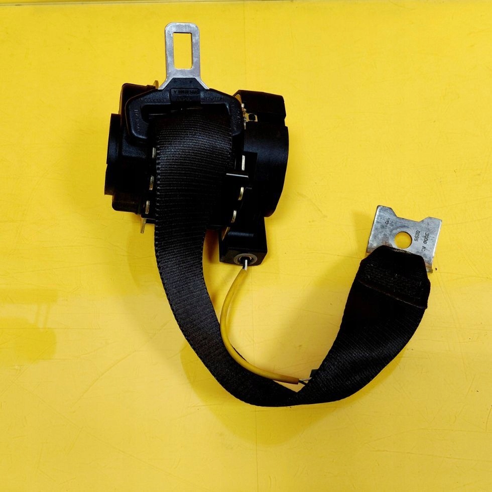 Купить Ремень безопасности левый задний  rover 75 nr2416