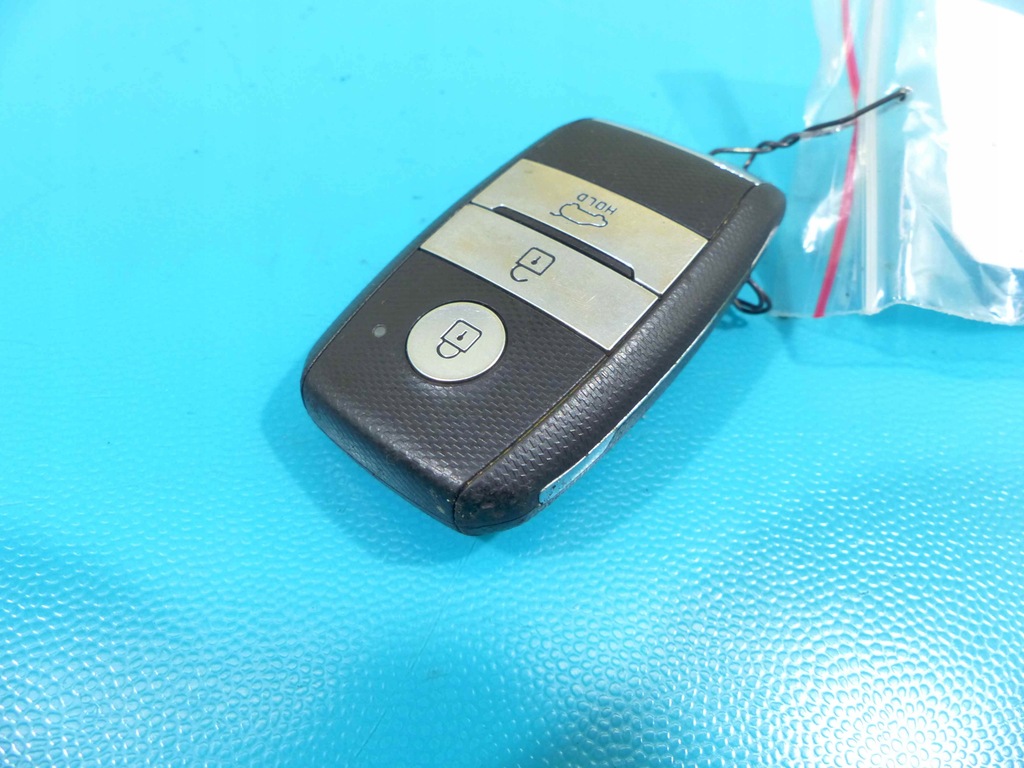 фото №1, Pilot ключ sportage iii lift 15r keyless