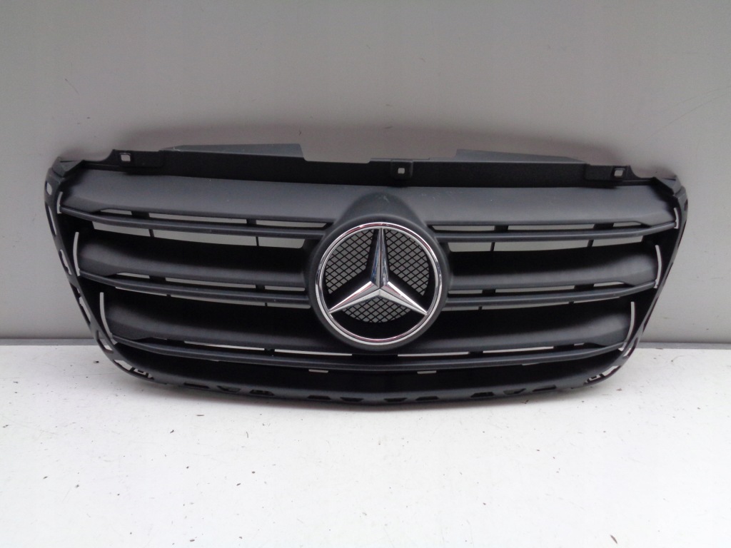 фото №1, Решітка радіатора решітка радіатора mercedes sprinter w910 18-