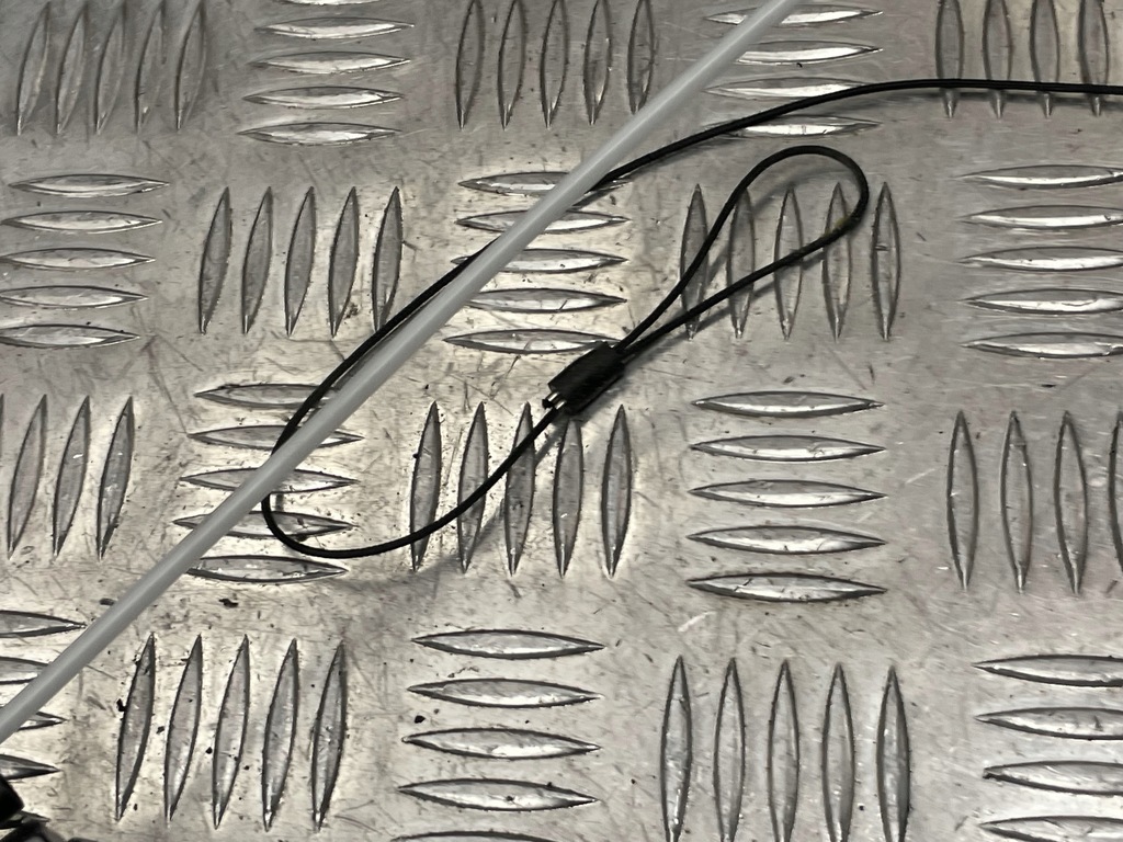 фото №13, Bmw f07 доводчик замок крышки крышки багажника 7211168 7269543