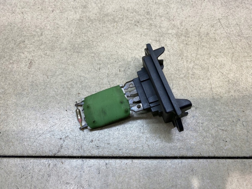 фото №1, Резистор резистор citroen c3 i 1.4 hdi