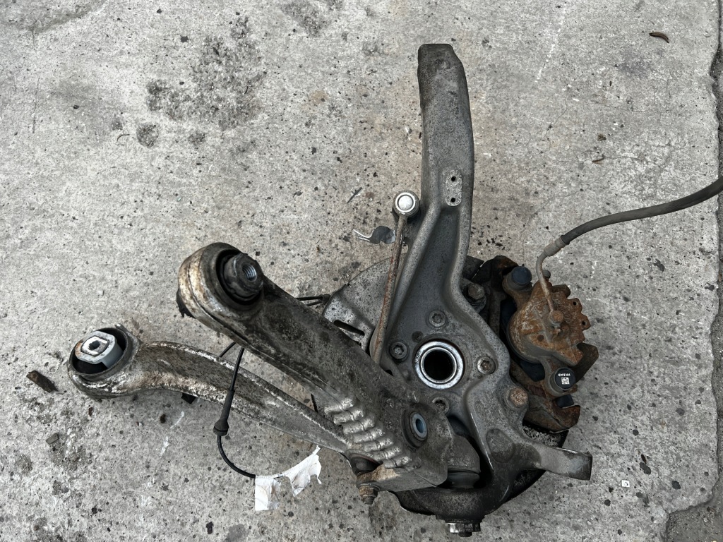 фото №3, Поворотний кулак важіль підвіска перед правий range rover velar l560 2.0d