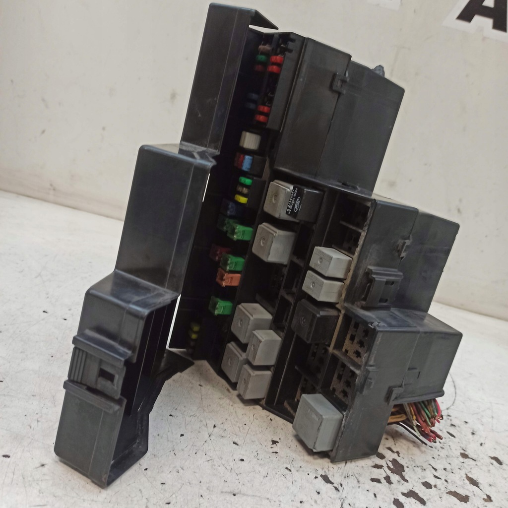 фото №11, Jaguar s-type коробка запобіжників 2r8t-14a003ec