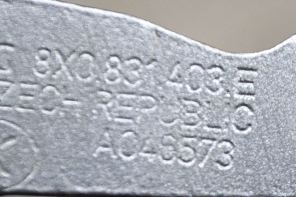 фото №6, Skoda karoq nu7 задні ліва двері верхній петля 8x0831403e 8x4833407a 2020