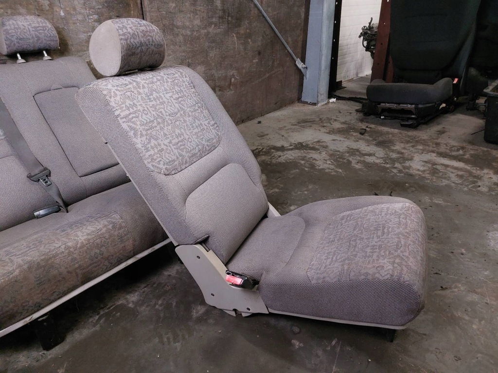 фото №6, Сиденья комплект левый правый заднее сиденье задняя freelander i