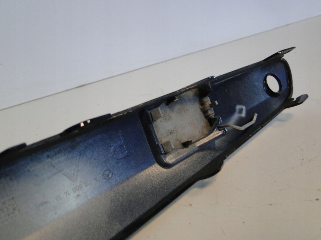 Mercedes e klasa 211 w211 молдинг бампера правая с Разборки