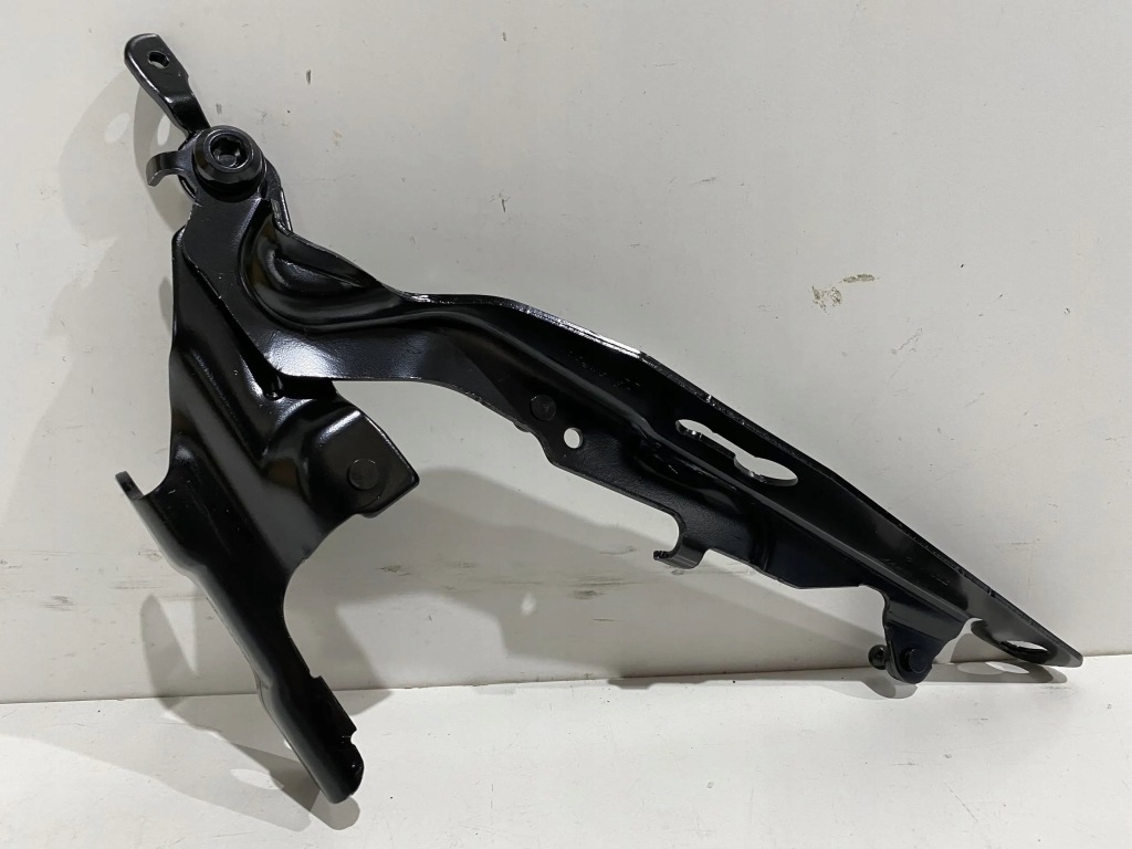 фото №1, Volvo xc60 2016 перед сторона левая петли