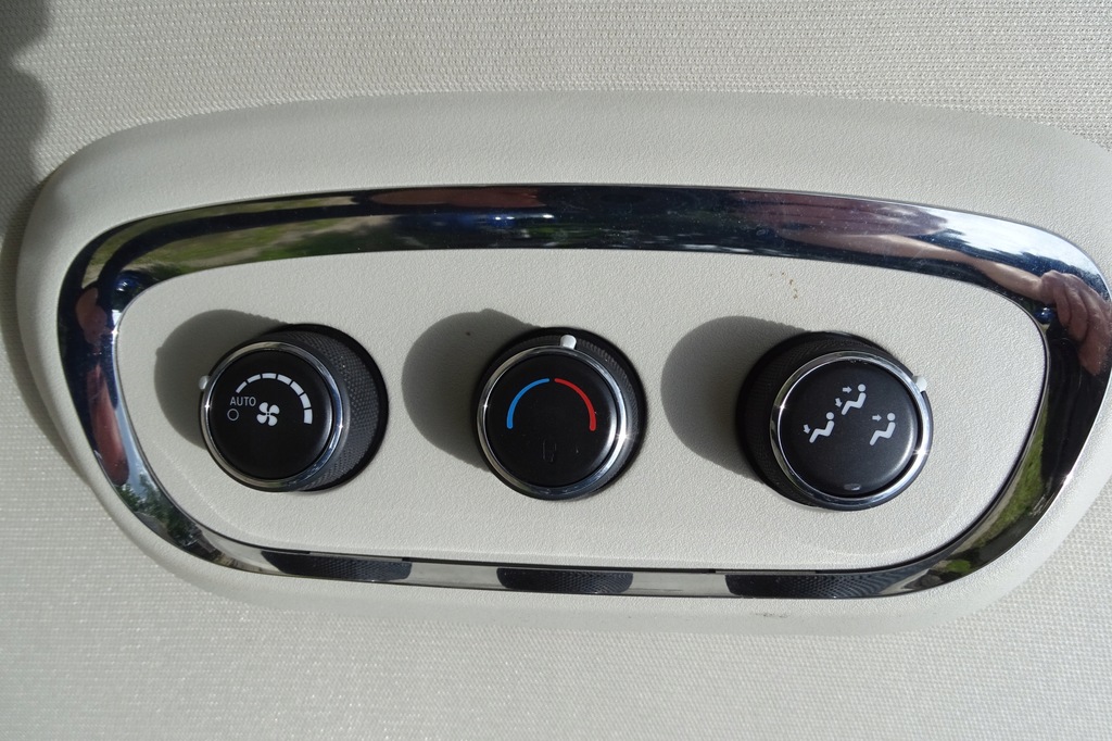 фото №11, Dodge durango 2015- потолок люк люк