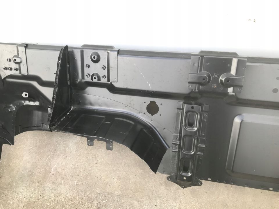 фото №13, Обшивка mercedes x-klasa w470 четверть bok кузов коробки грузовой