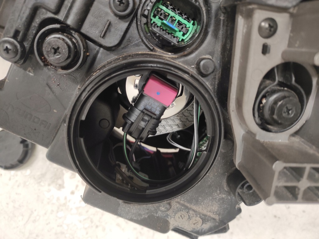 фото №9, Hyundai elantra 6 vi lift 18- лампа права передня