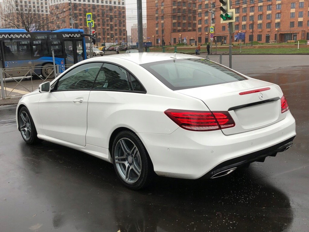 Mercedes e купе w207 рестайлинг  13- лампа левая задний  w крышка a2079063700 Недорого
