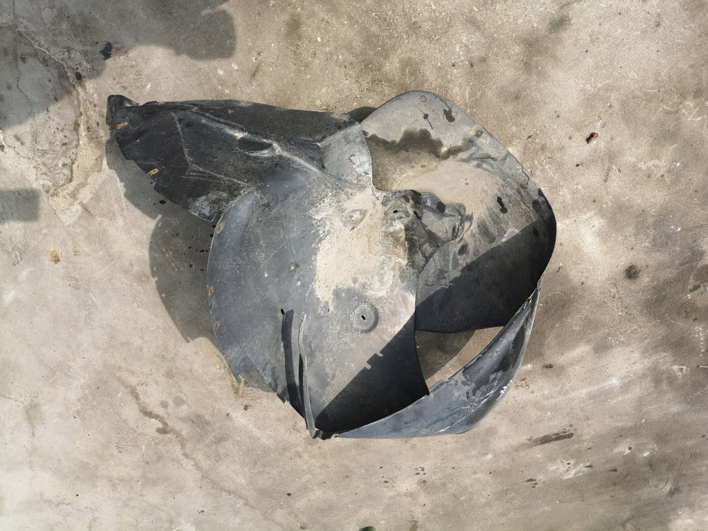 Подкрылок правая  перед vw phaeton 3d0809958m с Разборки