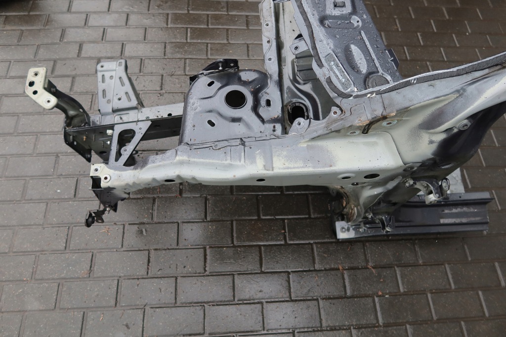 фото №3, Чверть лівий перед megane iii