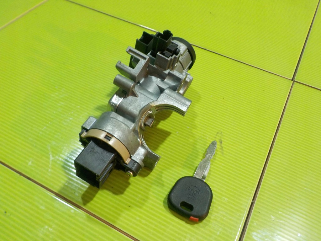 фото №7, Mazda mx5 iii 06r замок запалювання з ключ ne61 66938