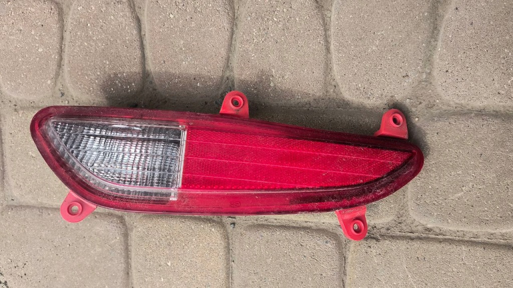 фото №1, Hyundai i20 ii 14- лампа противотуманная задняя правая 92406-c8000