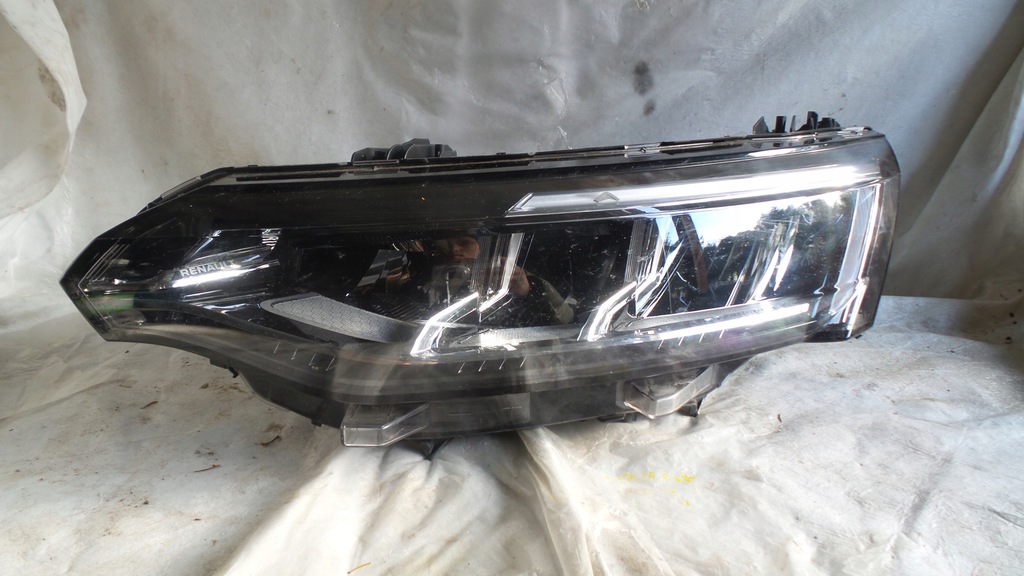 фото №1, Лампа ліва пошкоджена talisman lift 260601223r led renault фара