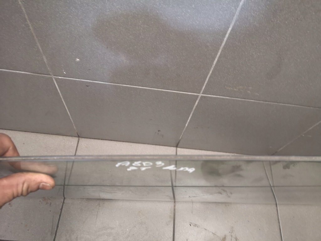 фото №9, Стекло дверь правый задняя audi a8 d3 long vsg 04r