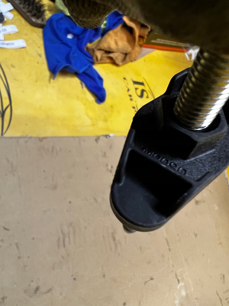 фото №7, Болт кронштейн колеса запасного ford escape mk4 explorer mk6