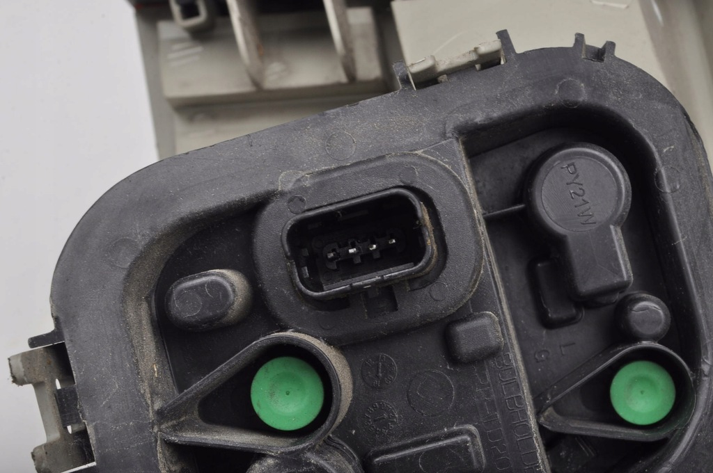 фото №8, Renault fluence лампа ліва задня лівий задня 265552802r